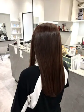ロング はしもとひより/ブリ ーチ矯正/艶カラーのヘアスタイル