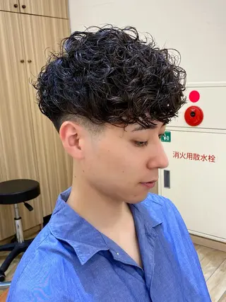 ショート パーマ 新宿メンズパーマ ヨモギダのヘアスタイル
