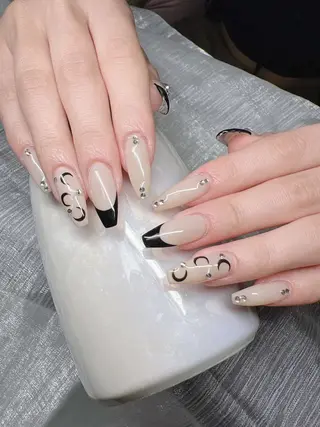 ネイル Lee Nails チップ長さだし専門店のネイルデザイン
