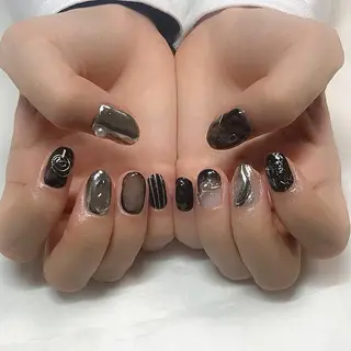 ネイル lylynail YUUKAのネイルデザイン