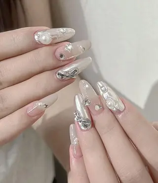 ネイル Pure&Rich Nailのネイルデザイン