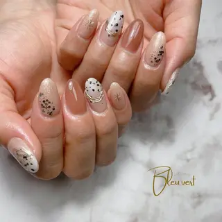ネイル Nailsalon Bleu vertのネイルデザイン