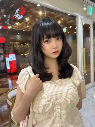 ミディアム hiyori🎀 トレンドレイヤーのヘアスタイル