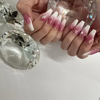 ネイル lavia🖤 ayumiのネイルデザイン