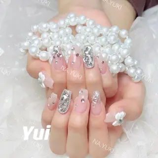 ネイル 🦋 Queenieのネイルデザイン