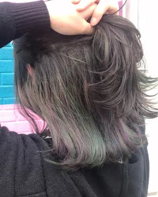 ショート カラー ヘアアレンジ 岡崎 浩大のヘアスタイル