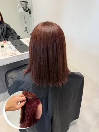 ミディアム カラー 岡田 詠のヘアスタイル