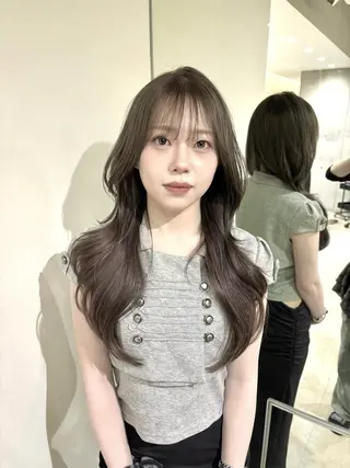 ロング カラー 透明感カラー・レイヤ ー🎀amika🎀のヘアスタイル