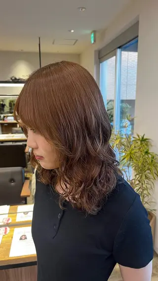 ミディアム カラー 坂下 かのんのヘアスタイル