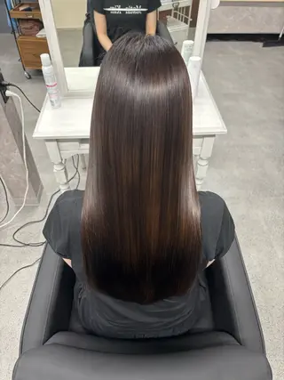 ロング かがみ/メンテナンス カット無料のヘアスタイル