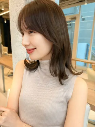 ミディアム 縮毛矯正/小顔前髪 ボブ 秋本凌汰のヘアスタイル