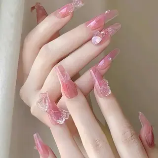 ネイル Blingg NailStudioのネイルデザイン