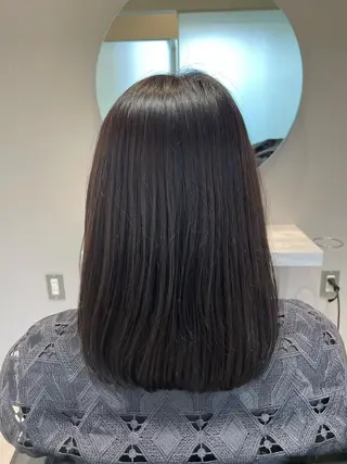 ミディアム 齋藤 真子のヘアスタイル