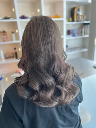 ロング カラー TaNa. 笑南(えみな)のヘアスタイル