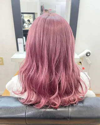 ロング カラー 青木 優歩のヘアスタイル
