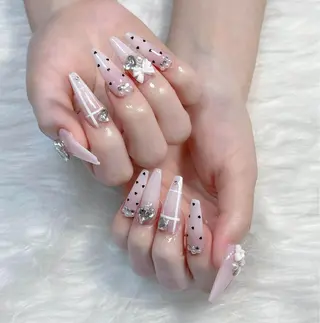 ネイル Hin Hana Nailのネイルデザイン