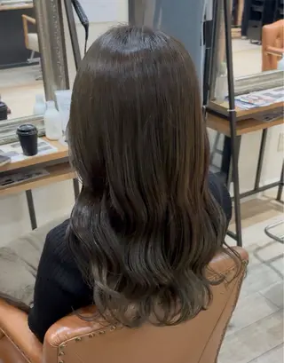 ロング みゆ/ カラーリスト🎀のヘアスタイル