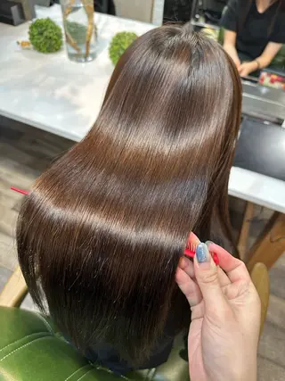 ロング 金 春江のヘアスタイル