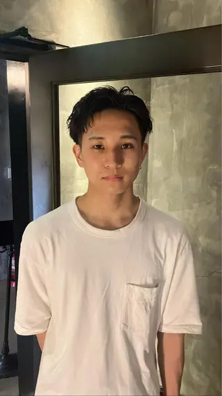 ショート メンズ 本田 央介のヘアスタイル