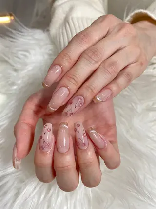 ネイル Mioné ネイルサロンのネイルデザイン