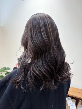 カラー 金森 実海のヘアスタイル