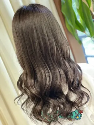 ロング カラー ハイトーン得意😍 Lumiereのヘアスタイル