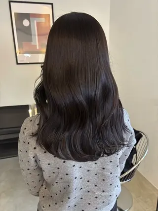 カラー 牧野 花夏のヘアスタイル
