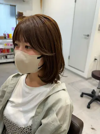 ミディアム カラー 似合う髪型見つけます AYAKAのヘアスタイル