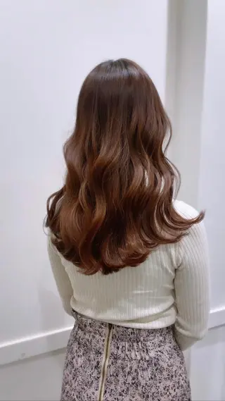 セミロング Yuka ∥ 深層筋 ×睡眠改善ヘッドスパのヘアスタイル