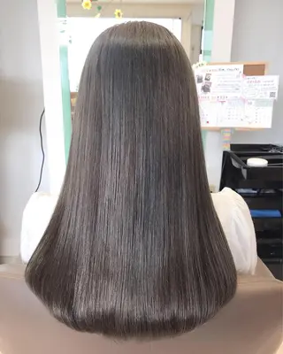 セミロング 松田 みのりのヘアスタイル