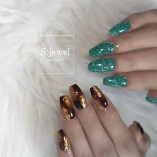 ネイル S. JEWELのネイルデザイン