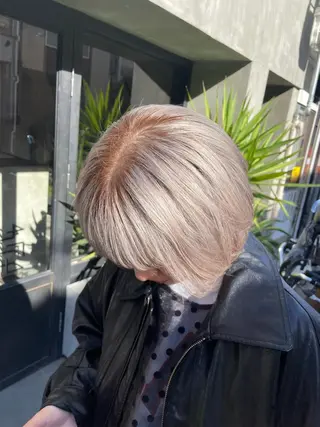 ショート カラー ふじはら ひなこのヘアスタイル