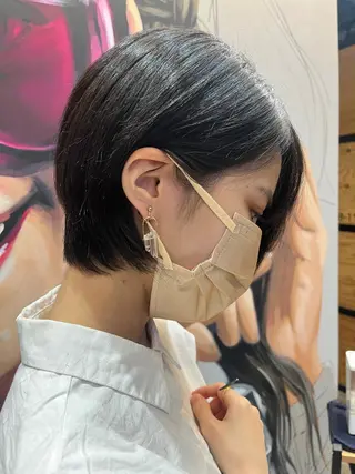 ショート カラー パーマ ヘアアレンジ メンズ キッズ ネイル マツエク・マツパ アイブロウ 久木原 ゆりのヘアスタイル