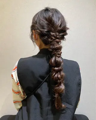 ヘアアレンジ 本多 美羽のネイルデザイン