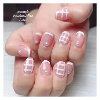 ミディアム ネイル 🐾enen style 🐾のネイルデザイン