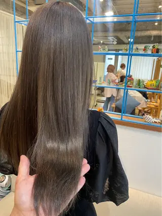 ロング RENA|透明感 カラー×癒しスパのヘアスタイル