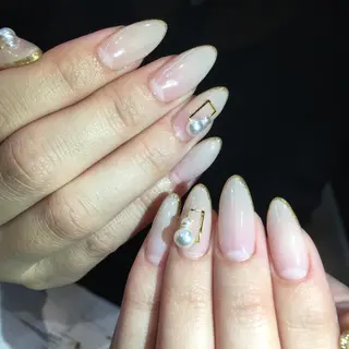 ネイル 高田 麻美のネイルデザイン