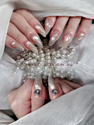 ネイル ✨Nailsalon Vi+✨のネイルデザイン