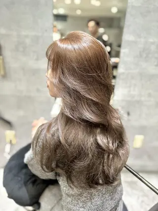 ロング カラー ヘアアレンジ _WHITE 難波本店のヘアスタイル