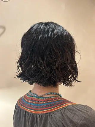 ミディアム パーマ シンバヒナノ/パーマ レイヤー/髪質改善のヘアスタイル