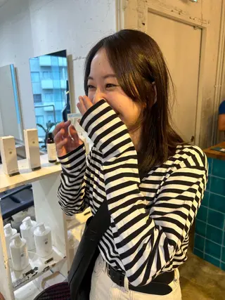 ミディアム カラー ナチュラル大人っぽい スタイル MAORIのヘアスタイル