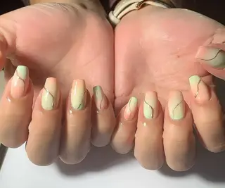ネイル MHR nailのネイルデザイン