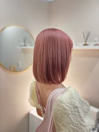 ショート カラー LOCO Aikaのヘアスタイル
