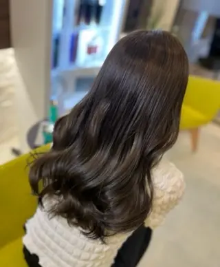 ロング カラー NOA 曽田のヘアスタイル
