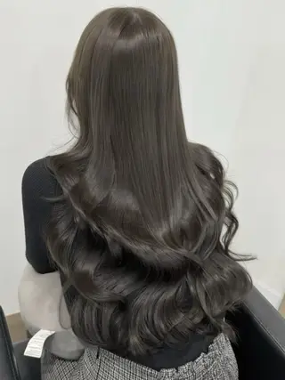 ロング カラー 【ioe 岡本】 🎀NOKO🎀のヘアスタイル