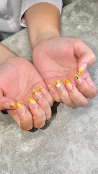 ネイル shino🌟 痛ネイルのネイルデザイン