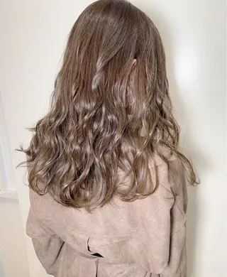 ロング カラー 樫原裕二/似合わせ カット/透明感カラーのヘアスタイル