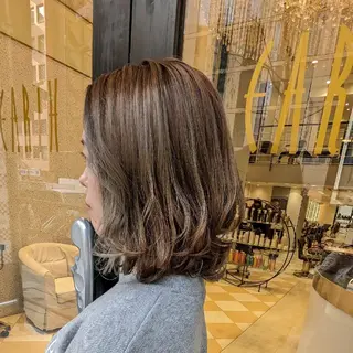 ミディアム カラー 知念 香トータル ビューティー🌷のヘアスタイル