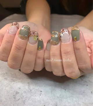 ネイル ネイルルームリッカ 𝐦𝐚𝐲𝐮のネイルデザイン