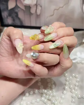 ネイル babarla Nailのネイルデザイン